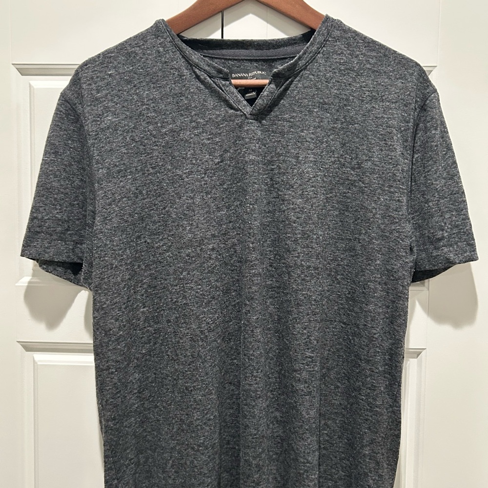 Banana Republic Gray Short Sleeve Tee